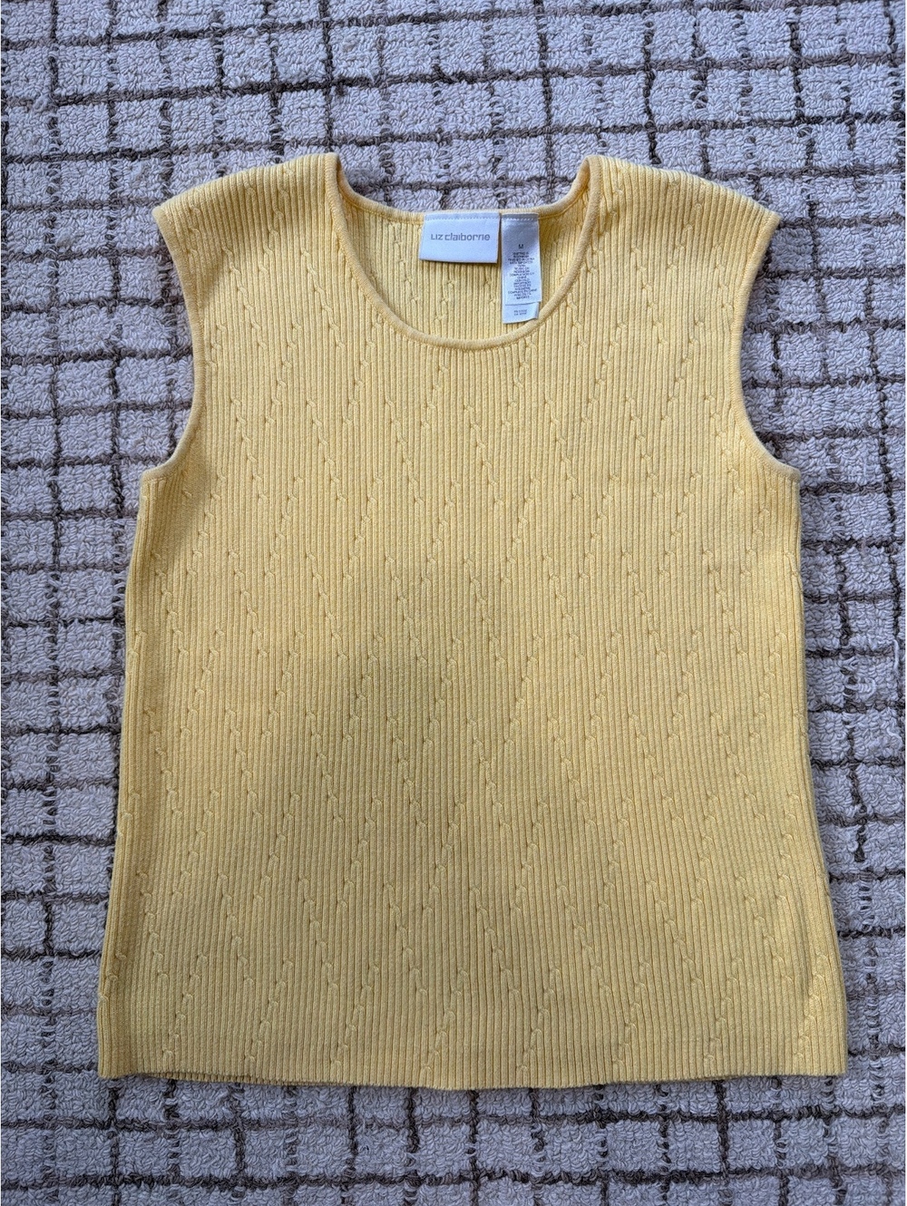 Liz Claiborne 90s butter mom yellow sweater tank top grandma cottagecore Medium